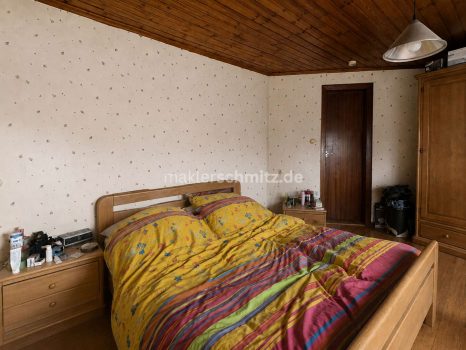 Schlafzimmer 2 1.OG