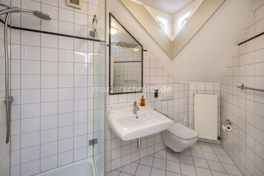 Badezimmer 2