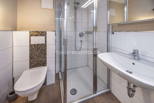 Bad Dachgeschoss