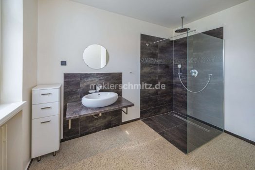 Badezimmer A1