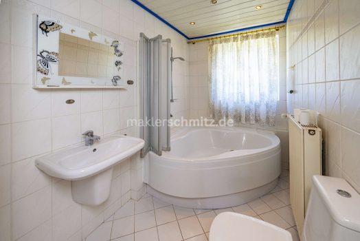 Badezimmer (vorher)