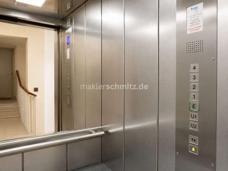 Aufzug