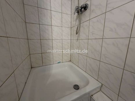 Badezimmer Ansicht 2