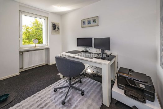 Arbeitszimmer
