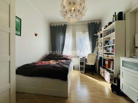 Schlafzimmer 1.OG