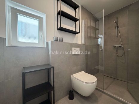 Badezimmer Ansicht 2