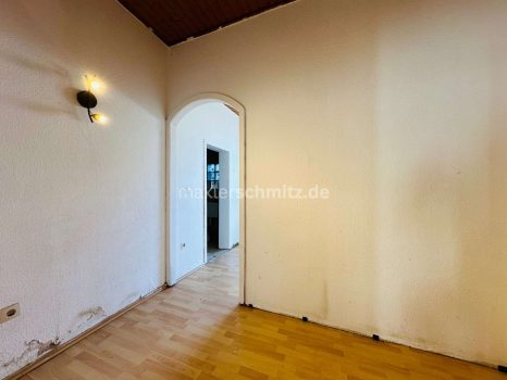 Durchgangszimmer EG Haupthaus