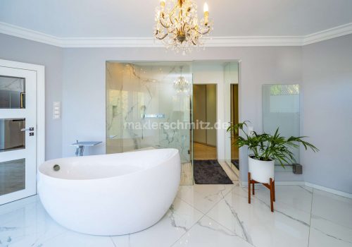 Badezimmer Ansicht 2