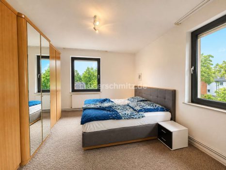 Schlafzimmer 2.OG