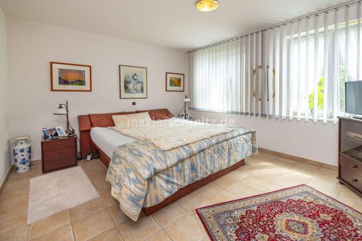 WE1: Elternschlafzimmer EG