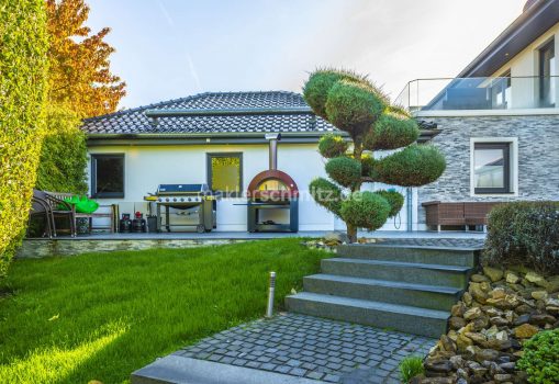 Rückansicht Außenbereich 1