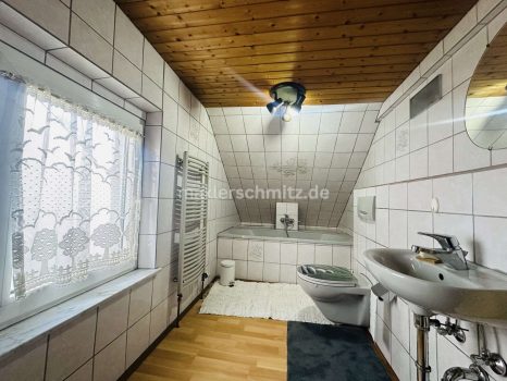 Badezimmer DG