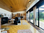 Wohnzimmer - PRAKTISCHES WOHNEN AUF EINER EBENE – BUNGALOW NEBST GARTEN & GARAGE!