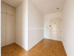 Flur - WOHNEN AM BÖKELBERG – 2-ZIMMER-WOHNUNG MIT BALKON!