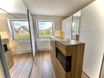 Ankleide/ Büro - HIER FINDET IHRE FAMILIE PLATZ