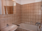 Badezimmer - GEMÜTLICHE 2-ZIMMER SENIORENWOHNUNG MIT SONNENBALKON