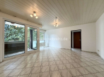 Wohnzimmer - CHARMANTE EIGENTUMSWOHNUNG MIT LOGGIA UND GARAGE!