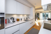 Küche A1 - MODERNISIERTE HAUS-IM-HAUS MAISONETTE-WOHNUNG MIT SONNIGER DACHTERRASSE!