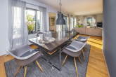 Essbereich A2 - MODERNISIERTE HAUS-IM-HAUS MAISONETTE-WOHNUNG MIT SONNIGER DACHTERRASSE!
