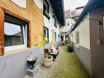 Innenhof - HISTORISCHES EINFAMILIENHAUS MIT GROßZÜGIGEM GARTENGRUNDSTÜCK DIREKT AN DER NIERS!