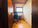 Zimmer 1.OG - FAMILIENFREUNDLICHES HAUS MIT GARTEN UND GARAGE!