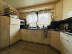 Küche - FAMILIENFREUNDLICHES HAUS MIT GARTEN UND GARAGE!