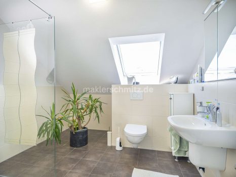 Badezimmer Dachgeschoss