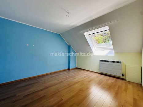 Zimmer 1 OG