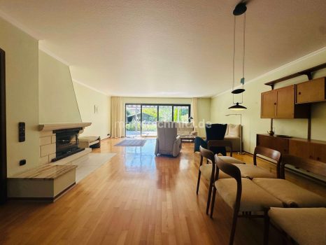 Wohn- / Esszimmer A1 EG