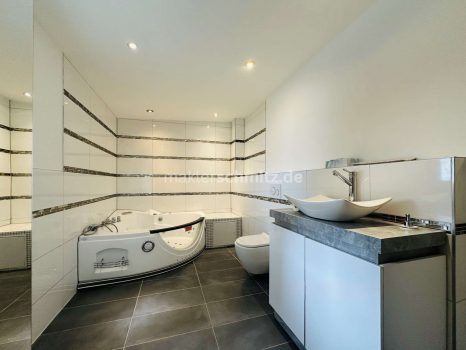 Badezimmer OG