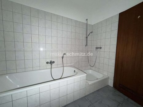 Badezimmer Ansicht 2