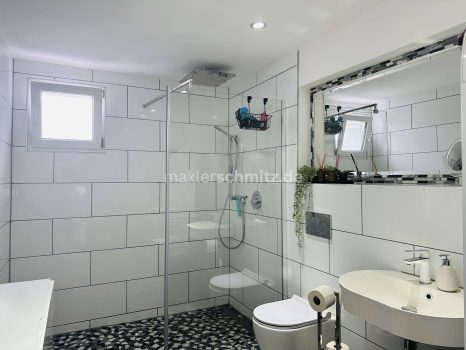 Badezimmer EG