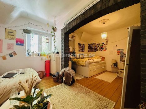 Wohn- & Schlafzimmer DG