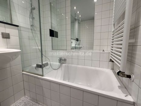 Badezimmer Ansicht 2