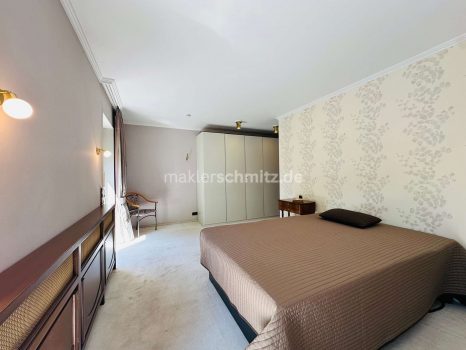 Schlafzimmer EG