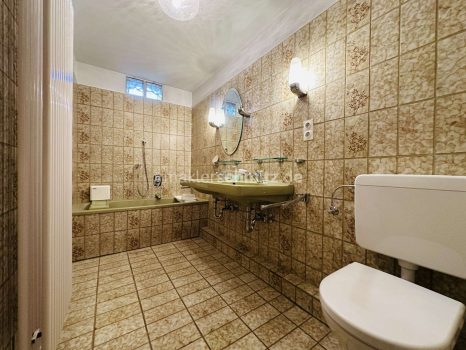 Badezimmer 1.OG Ansicht 2