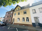 Frontbild - M’GLADBACH – WALDHAUSEN EIN – DREIFAMILIENHAUS MIT GARTEN IN ZENTRALER LAGE!