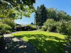 Gartenansicht - SCHWALMTAL – WALDNIEL ZWEI GENERATIONEN, EIN DACH – ZWEIFAMILIENHAUS MIT ÜBERZEUGENDEM PLATZANGEBOT