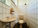 Gäste-WC - M’GLADBACH – GIESENKIRCHEN FREISTEHENDES EINFAMILIENHAUS MIT GROßZÜGIGEM GARTEN IN IDYLLISCHER LAGE