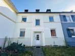 Frontansicht - CHARMANTES 2-3FAMILIENHAUS MIT ENTWICKLUNGSPOTENZIAL AUF GROßEM GRUNDSTÜCK AM SCHMÖLDERPARK!