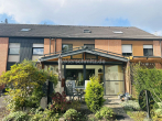 Rückansicht - ATTRAKTIVES REIHENMITTELHAUS MIT WINTERGARTEN UND GARAGE