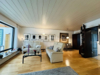Wohn- / Esszimmer - ATTRAKTIVES REIHENMITTELHAUS MIT WINTERGARTEN UND GARAGE