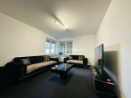 Wohnzimmer EG - M’GLADBACH – HARDTERBROICH RENDITESTARKES 3-PARTEIENHAUS MIT GARTEN & TERRASSEN!