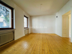 Wohnzimmer - M’GLADBACH – RHEYDT GEPFLEGTE 2-ZIMMER ETAGENWOHNUNG INKL. DACHTERRASSE IM HERZEN VON RHEYDT!