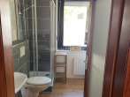 Badezimmer 1.OG - M’GLADBACH-BONNENBROICH ATTRAKTIVES DREIFAMILIENHAUS MIT GARTEN!