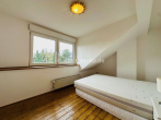 Zimmer 2 2.OG - M’GLADBACH-BONNENBROICH ATTRAKTIVES DREIFAMILIENHAUS MIT GARTEN!