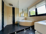 Badezimmer 1.OG A2 - M’GLADBACH – EICKEN FREISTEHENDES EINFAMILIENHAUS IN BELIEBTER LAGE AM BÖKELBERG!