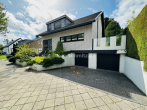 Frontansicht - M’GLADBACH – EICKEN FREISTEHENDES EINFAMILIENHAUS IN BELIEBTER LAGE AM BÖKELBERG!