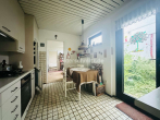 Küche EG - M’GLADBACH – ZENTRUM SOLIDES 5-PARTEIENHAUS MIT ENTWICKLUNGSPOTENZIAL!