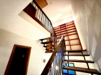 Treppenhaus - REIHENMITTELHAUS MIT KELLER & PKW-GARAGE – GESTALTEN SIE IHR NEUES ZUHAUSE SELBST
